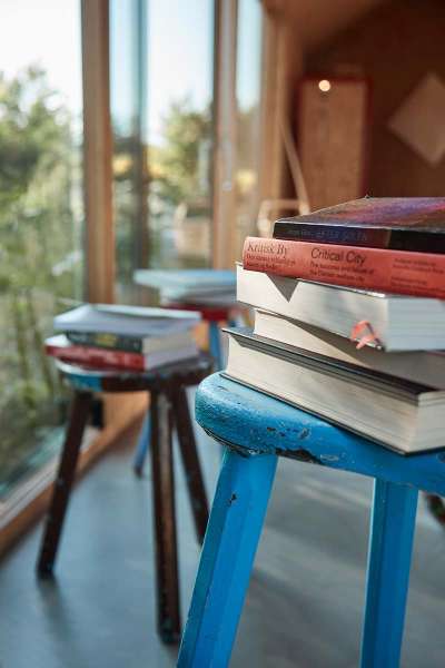 Rent, råt og ganske enkelt WAUV!, Æblerosevej 1, 4583 Sjællands Odde